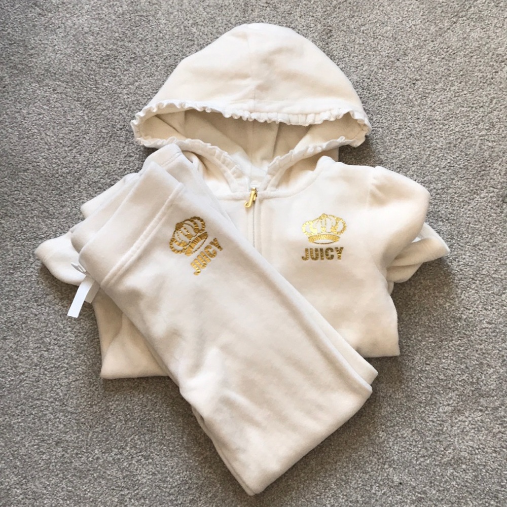 Juicy Couture 2-piece velour jog set